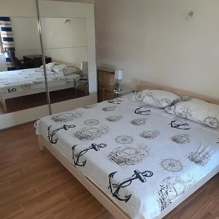 With Parking Space - 21598 Apartamento Zadar